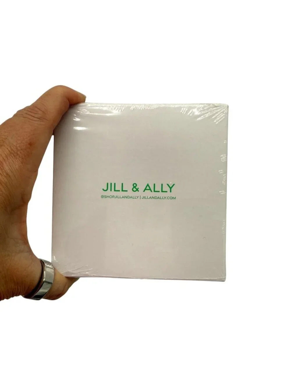 Jill & Ally Good Luck Charm Crystal Manifestation Candle - Mint Sage